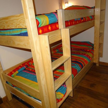 Apartamentos Tanau Baqueira Beret Bagian luar foto