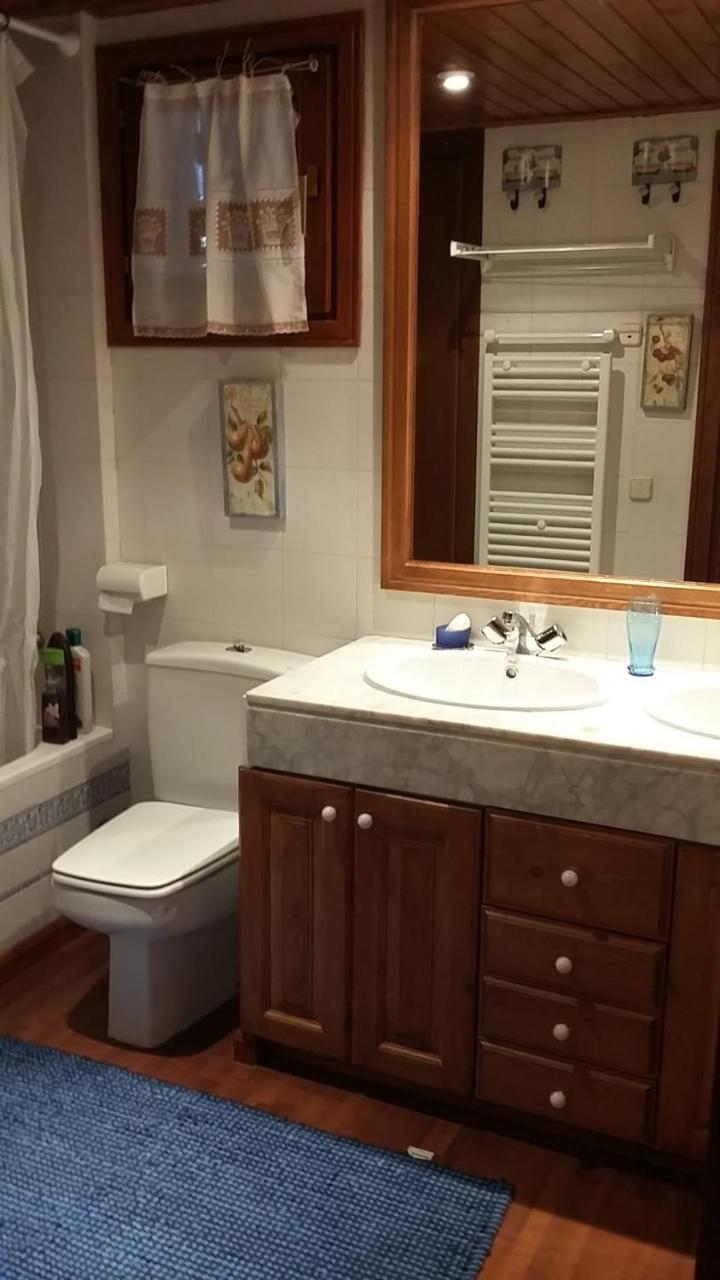 Apartamentos Tanau Baqueira Beret Bagian luar foto