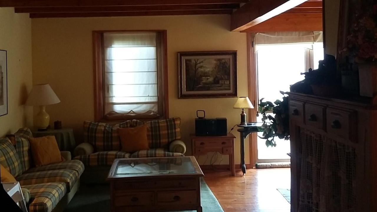 Apartamentos Tanau Baqueira Beret Ruang foto