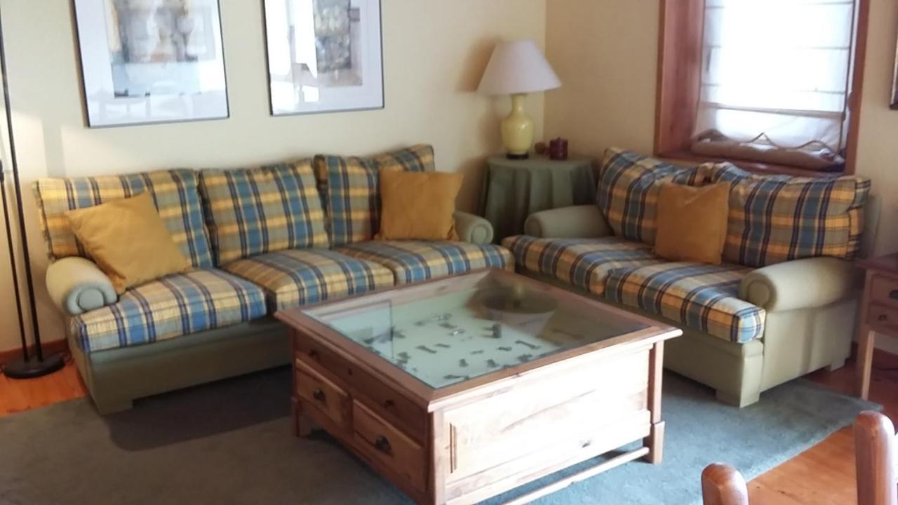 Apartamentos Tanau Baqueira Beret Bagian luar foto